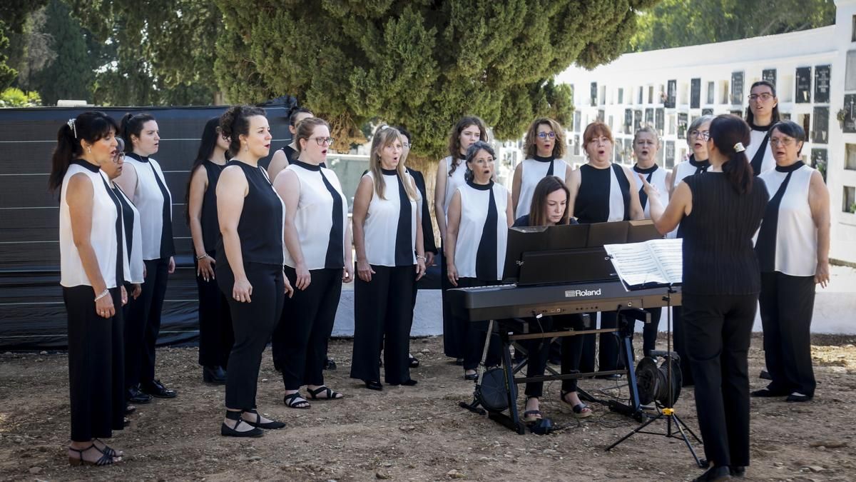 Acto por el Día de las Víctimas del Franquismo en el Cementerio de la Salud