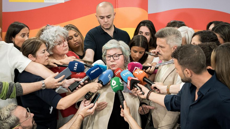 Dolores Vázquez, homenajeada por el Gobierno: "Pasé un calvario, pero he perdonado y siempre recordaré este día"