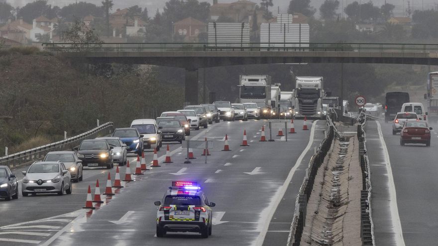 Casi 30 carreteras afectadas por la nieve, solo una de ellas de la red principal
