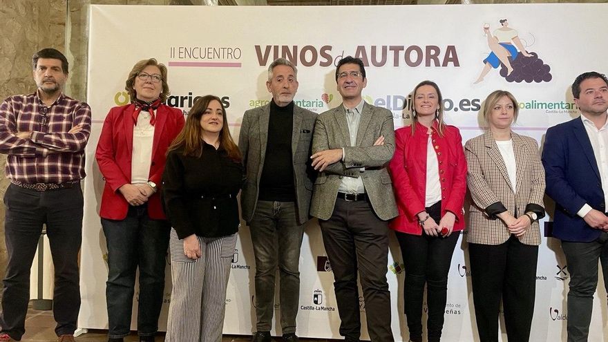 El vicepresidente de Castilla-La Mancha destaca el papel de la mujer en el mundo del vino: "Está en todos los eslabones"