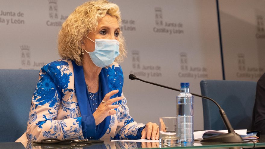 La consejera de Sanidad, Verónica Casado, comparece en rueda de prensa para informar de la situación en la Comunidad en relación a la Covid-19. / Dos Santos / ICAL