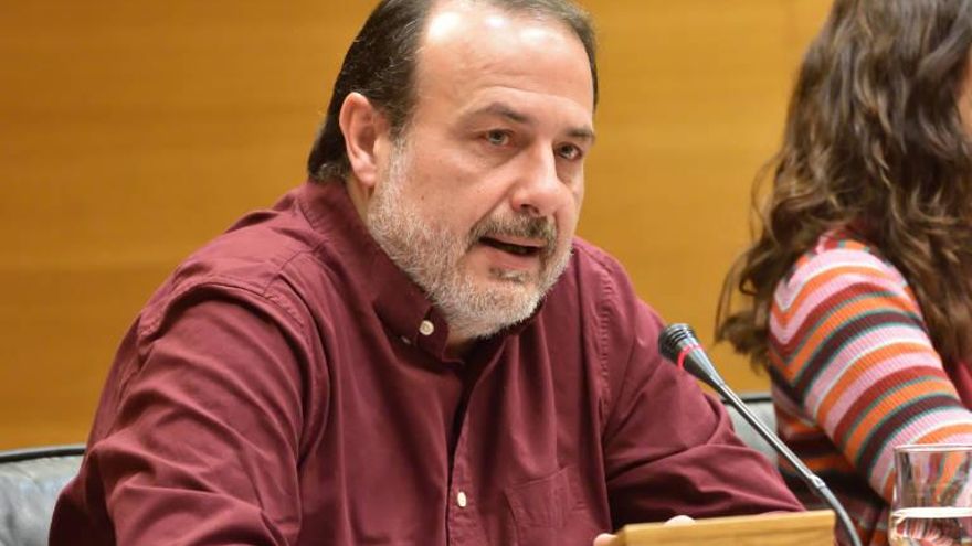 El juez del 'caso Taula' procesa al amigo de Francisco Camps que enchufó al 'yonqui del dinero' en una fundación pública