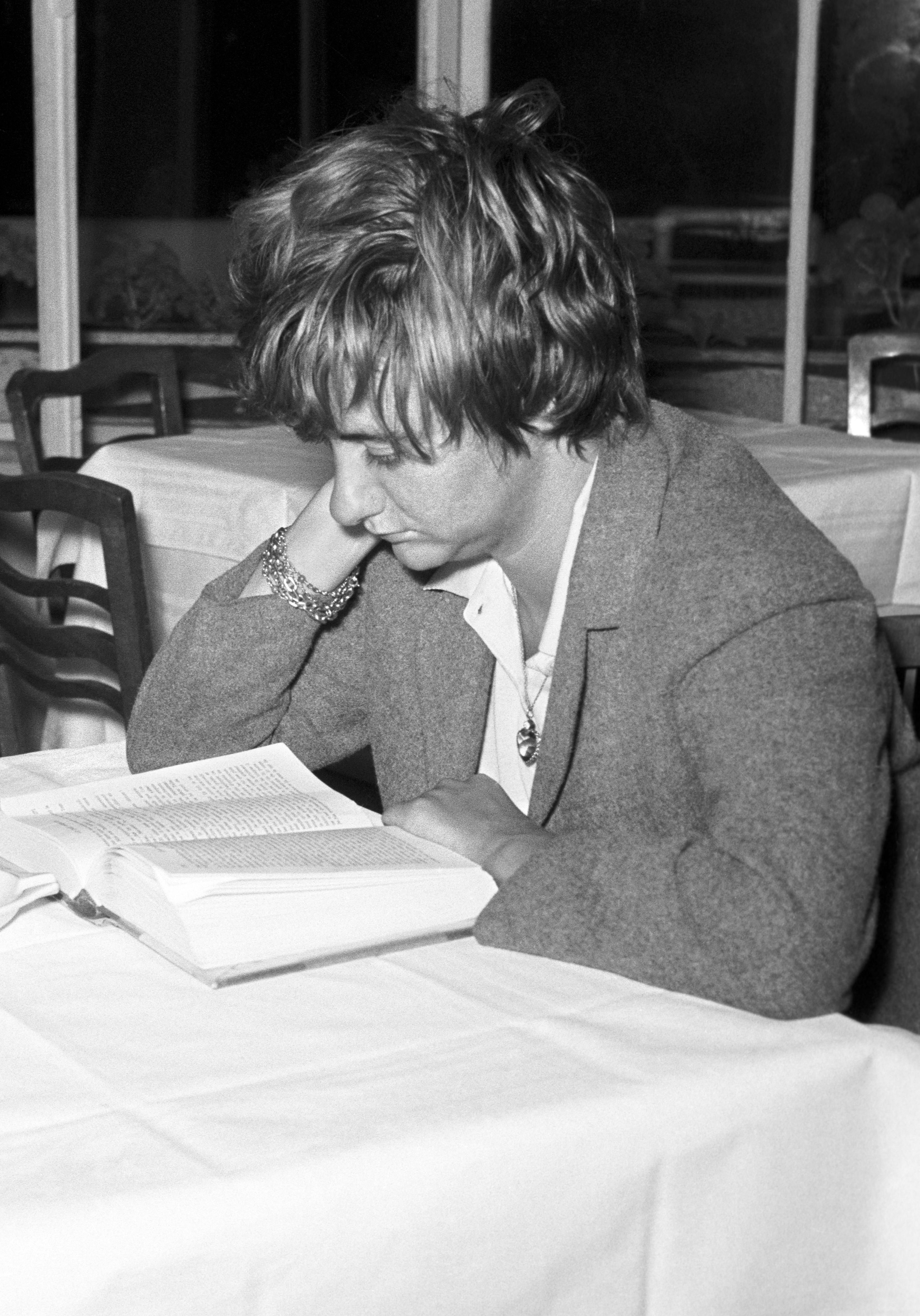Françoise Sagan en el aeropuerto de Barajas en julio de 1960