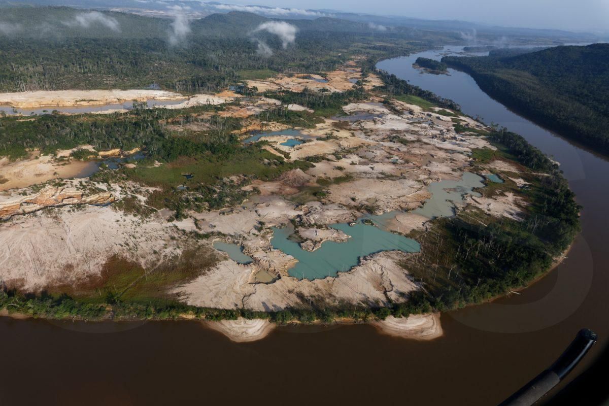 Daños ambientales causados por la minería en el Parque Nacional Canaima. Foto: cortesía SOS Orinoco