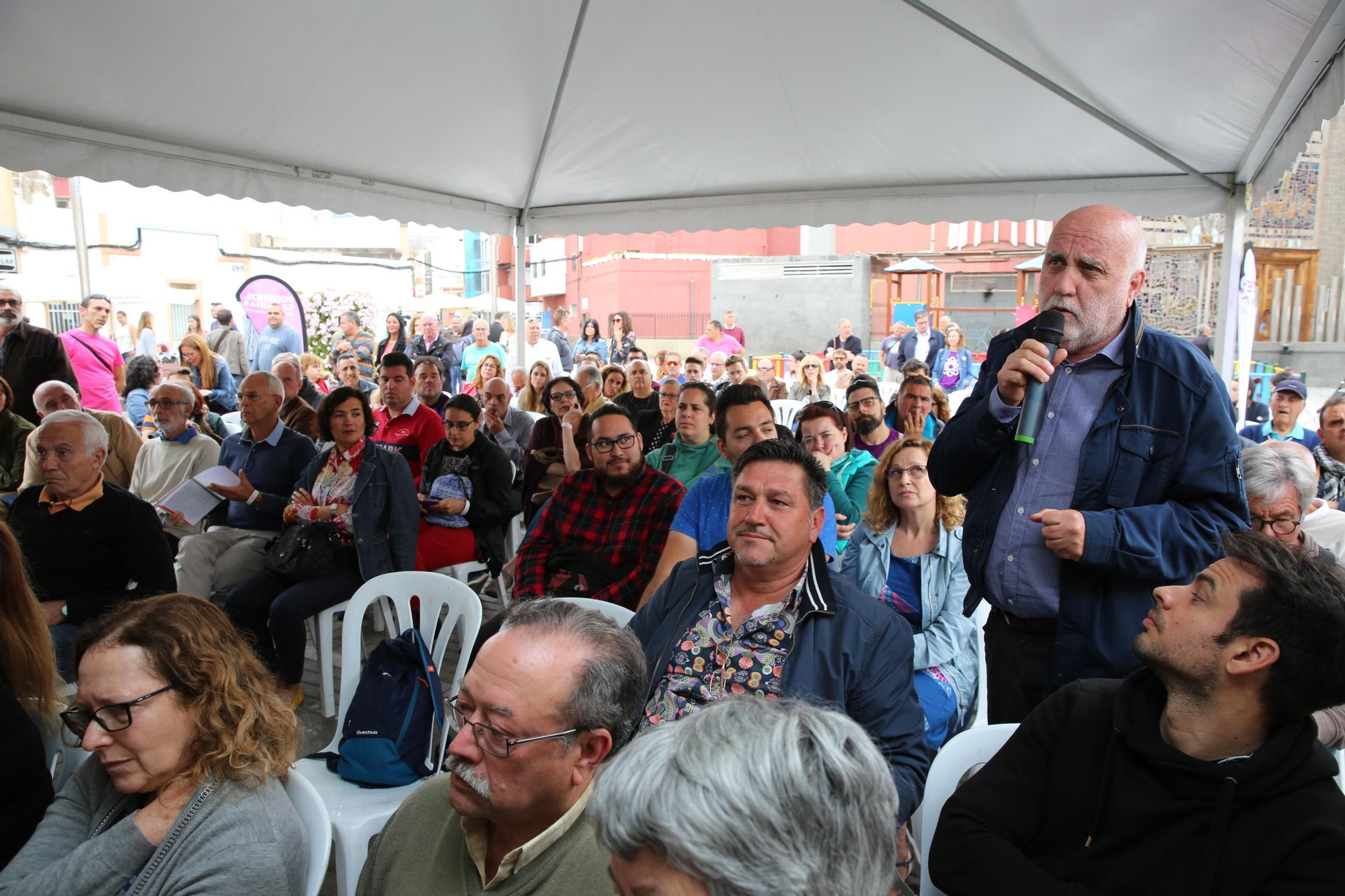 Encuentro con los militantes de Podemos en Gran Canaria.