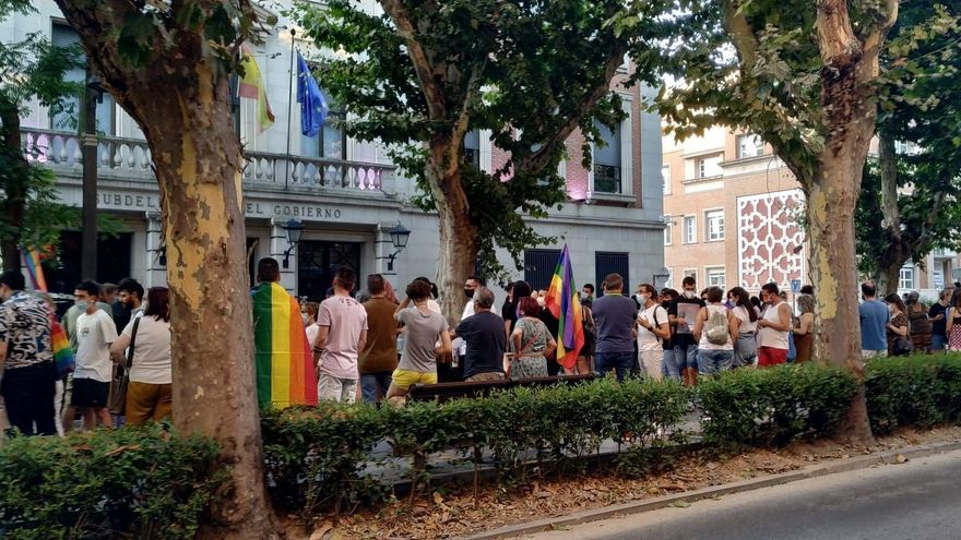 Concentración de condena por el asesinato de Samuel Luiz en Guadalajara