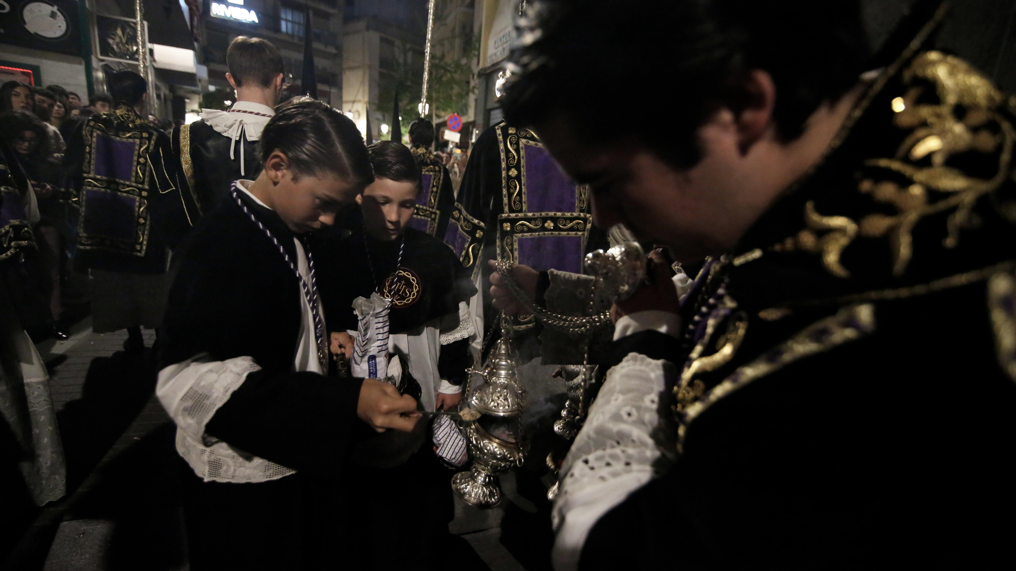 La procesión de la Hermandad de la Buena Muerte, en imágenes