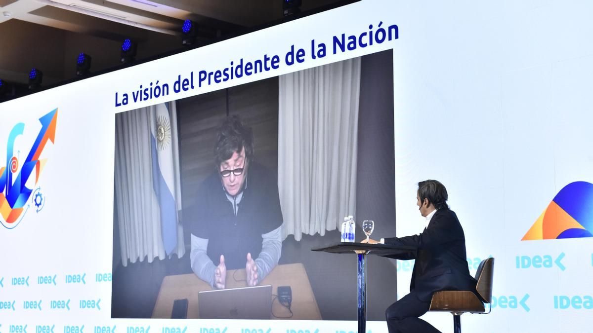 IDEA apoya "todas las reformas" y Milei advierte que si no lo reeligen, "los argentinos pagarán las consecuencias"