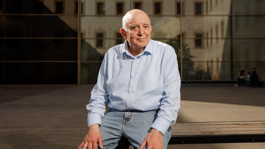 Marco d'Eramo, sociólogo: "Ciudades como Barcelona no están en contra del turista, sino del turista pobre"