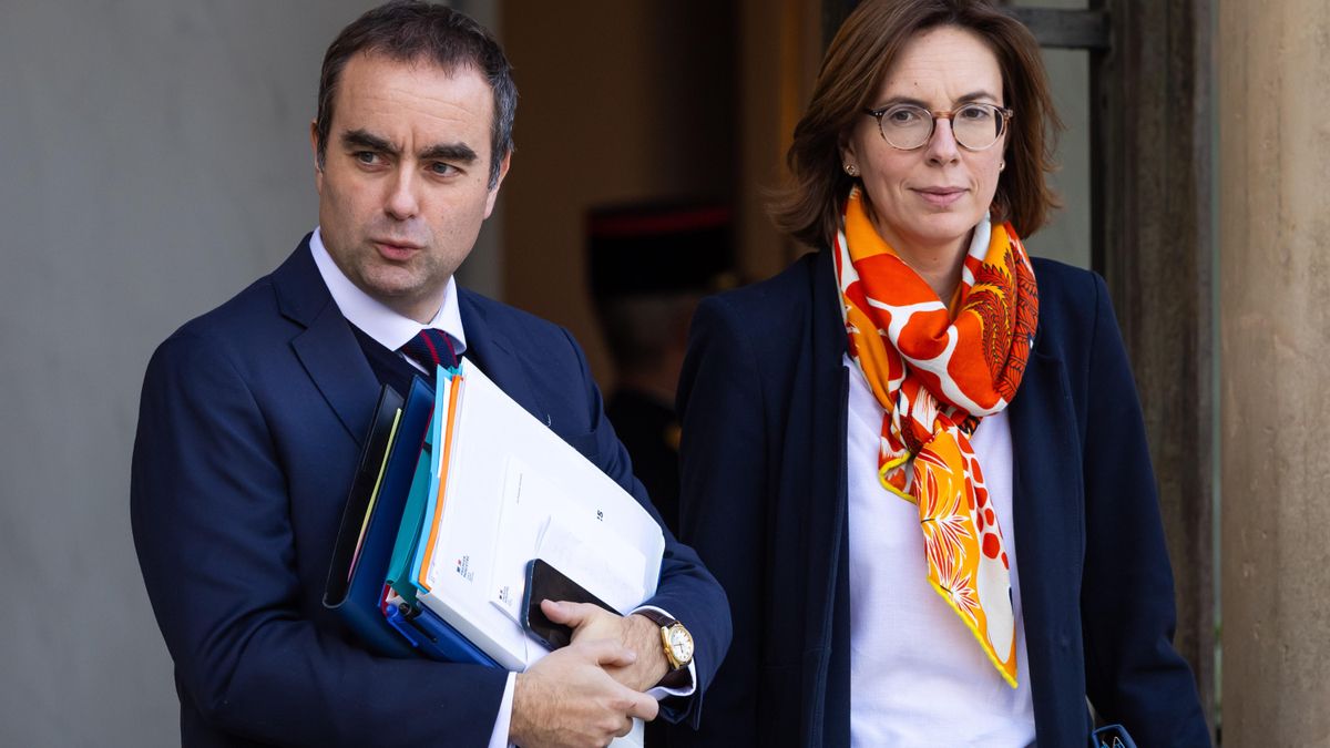 El primer ministro de Francia, Sébastien Lecornu, y la ministra de Cuentas Públicas, Amelie de Montchalin.