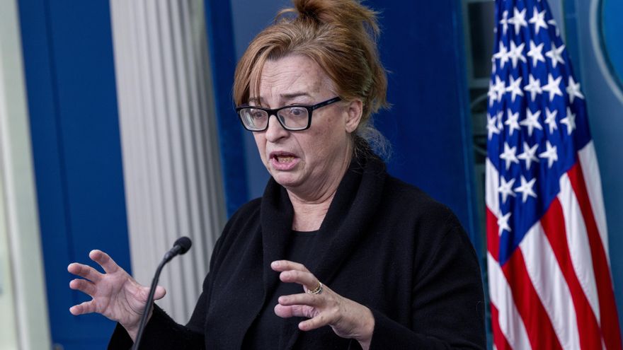 La Casa Blanca refuerza su discurso antimigración con la madre de una mujer asesinada