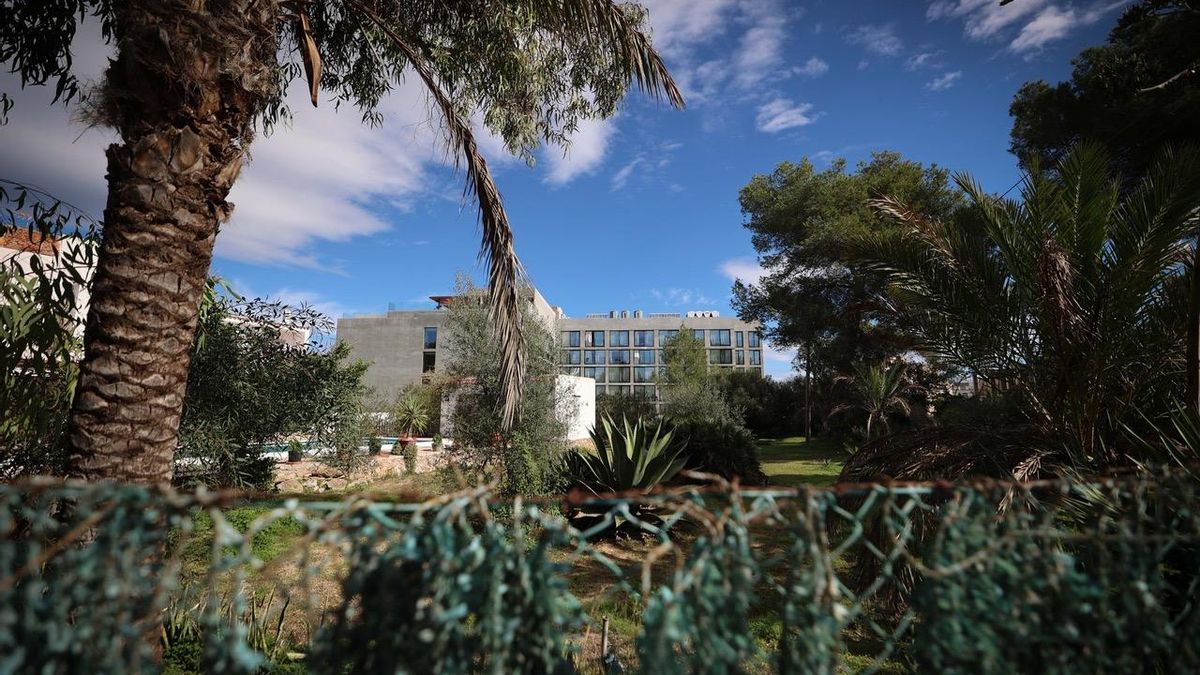 La reforma va convertir un aparthotel en un petit parc temàtic de l'oci amb 252 habitacions.