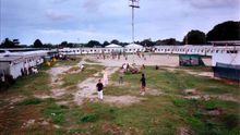 Menores refugiados intentan suicidarse en el centro de Nauru, el modelo australiano que Salvini quiere imitar