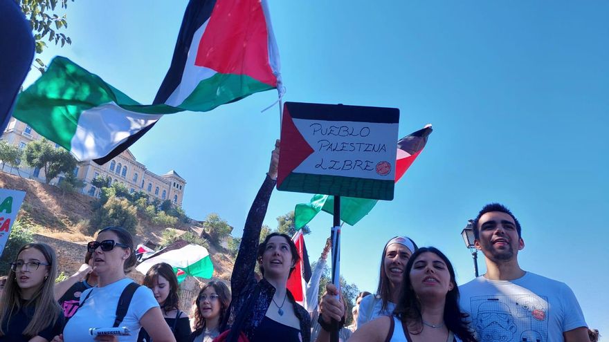 Estudiantes de Toledo salen a la calle contra el genocidio en Gaza y para apoyar a la flotilla humanitaria