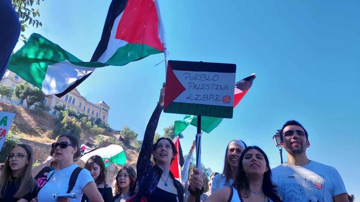 Estudiantes de Toledo salen a la calle contra el genocidio en Gaza y para apoyar a la flotilla humanitaria