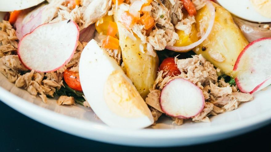 Se trata de una ensalada completa que estará lista en poco tiempo