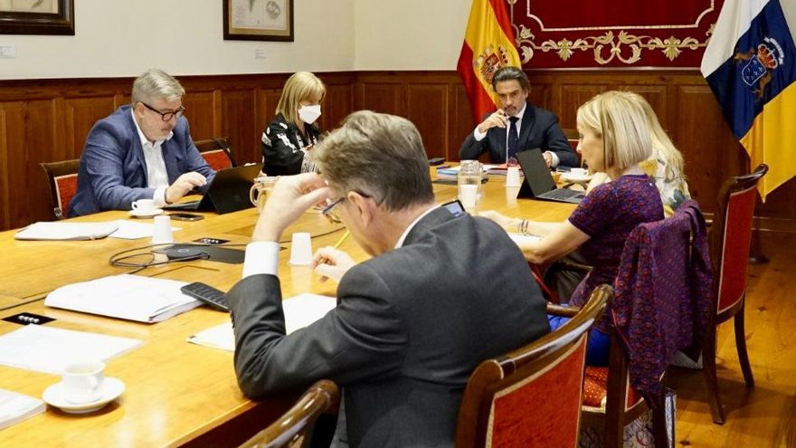 El Parlamento de Canarias "blinda" los actos del 25N para garantizar su continuidad