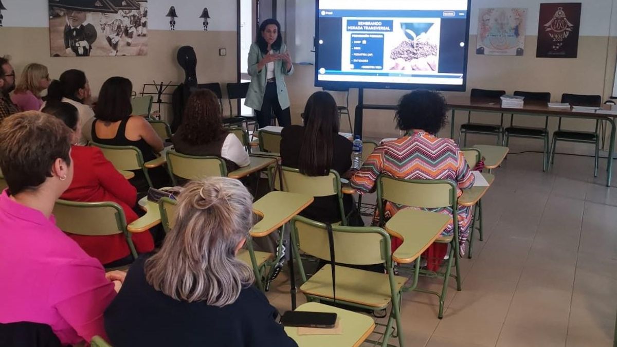 Profesionales de la Unidad de Atención Temprana de La Palma exponen su experiencia a centros educativos