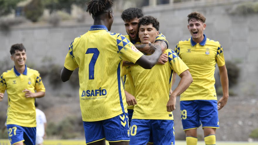 Las Palmas Atlético defiende el liderato recibiendo al San Bartolomé