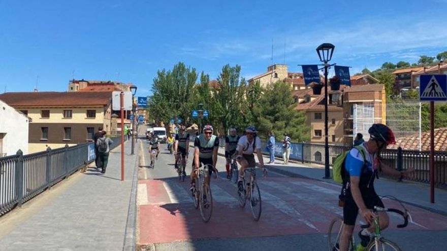 Éxito en la primera pedalada de la clásica Rioja y Pedal en Cenicero