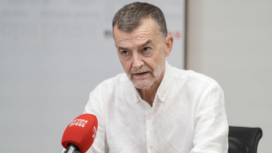 El coordinador federal de Izquierda Unida (IU), Antonio Maíllo, en una entrevista con Europa Press.