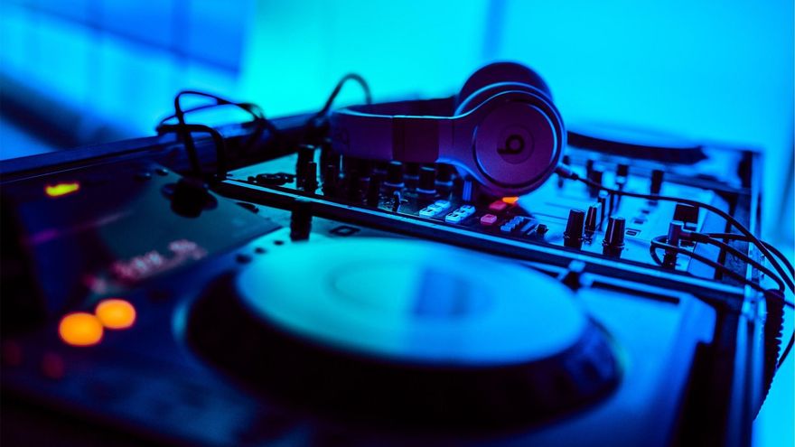 Mesa DJ, Archivo.