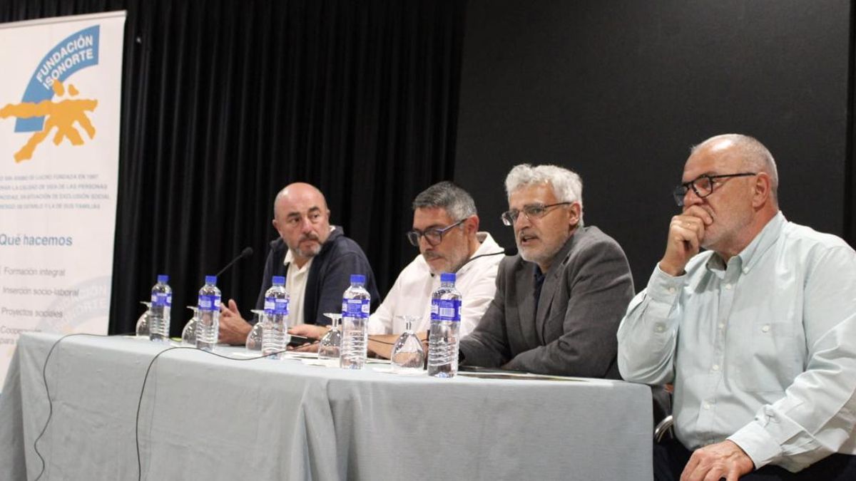 Isonorte arranca el compromiso de impulsar la recuperación y el reconocimiento de la ‘Gallina canaria’