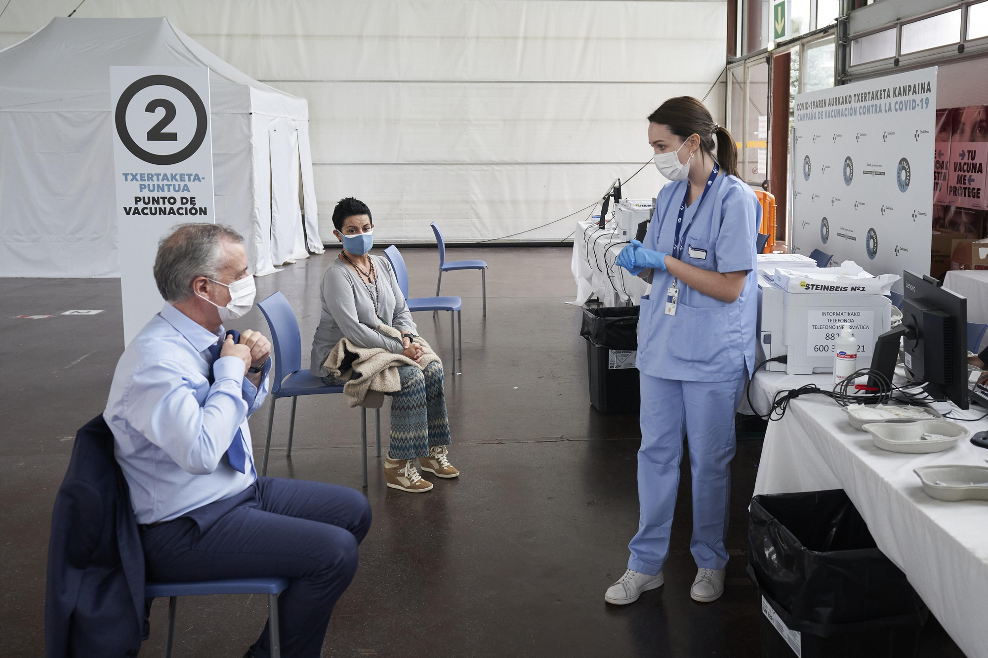 Euskadi baja la persiana de los vacunódromos tras administrar más de dos millones de dosis