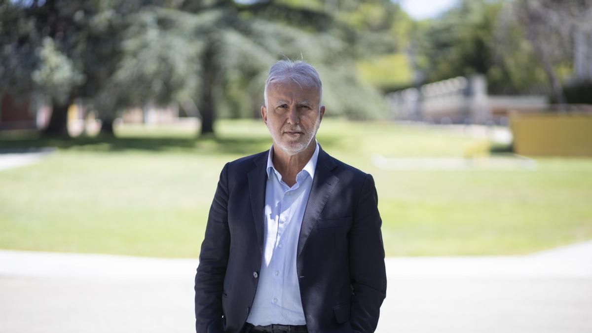 El ministro Ángel Víctor Torres, tras la entrevista con elDiario.es