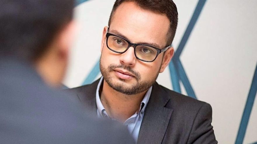 Pérez Camacho (CC): “Muchas pymes y autónomos no saben nada aún de las subvenciones porque el Cabildo no les ha contestado”
