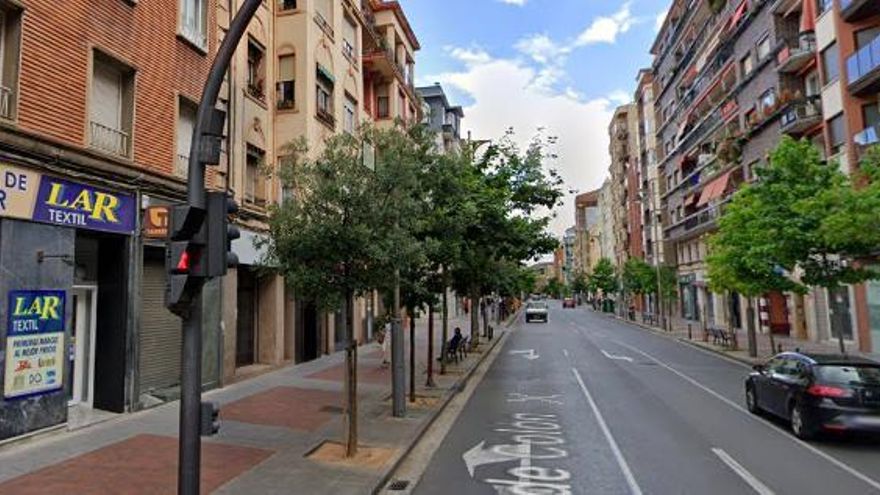 Situación controlada: los bomberos localizan el origen del vertido que provocó un fuerte olor a gasoil en Logroño