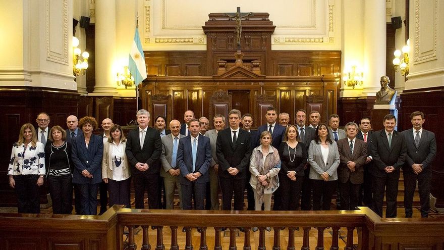 Rosatti se mostró con camaristas y trató temas vinculados a la Magistratura y el Ejecutivo