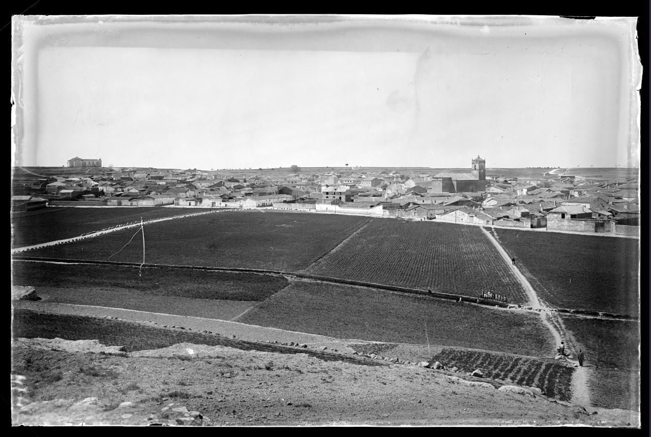 Ledaña (Cuenca). 1940. Fondo Luis Escobar. AHP Toledo.