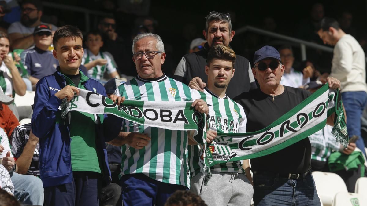 Grada Blanquiverde del Córdoba CF - CD Leganés
