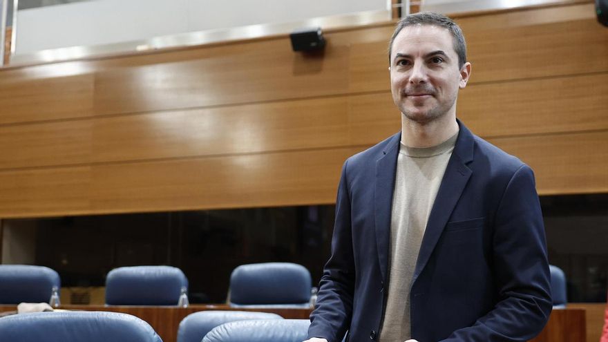 El diputado socialista Juan Lobato, exsecretario del PSOE Madrid y exportavoz socialista en el parlamento madrileño