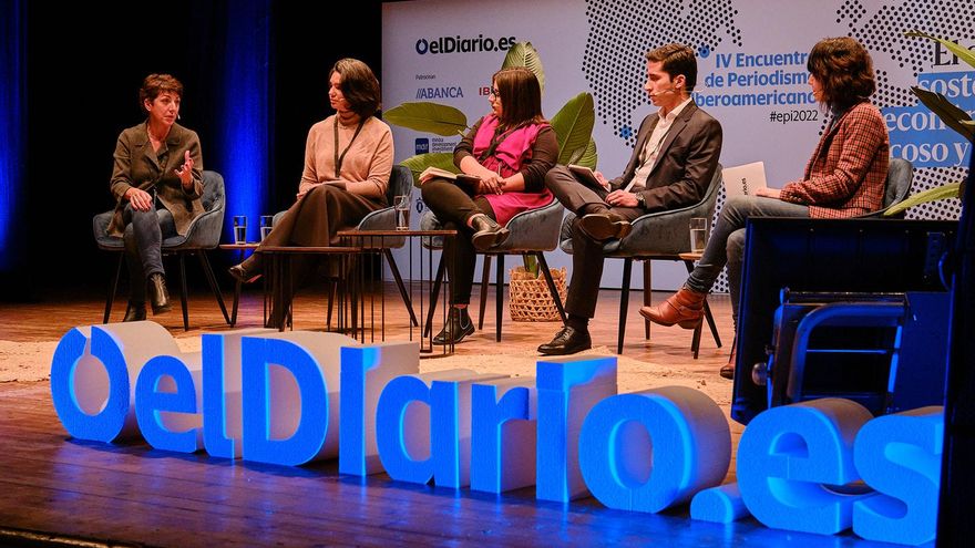 Mesa:  Modelos de negocio: cómo ganar dinero y audiencia