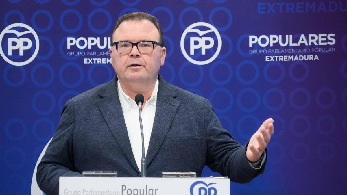 El portavoz de Hacienda y Presupuestos del PP, Hipólito Pacheco