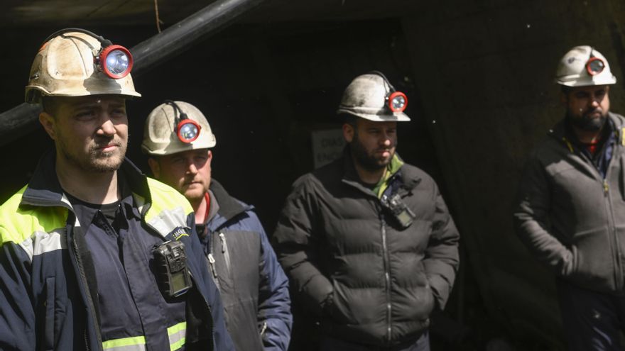Los mineros abandonan el encierro en Mina Miura y harán 160 kilómetros a pie hasta Oviedo para reclamar sus derechos