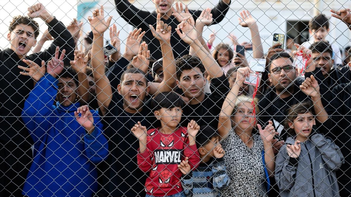 De tobilleras electrónicas a penas de prisión: la nueva ley de Grecia contra los solicitantes de asilo rechazados