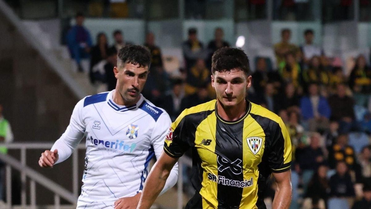 El Tenerife recibe al Barakaldo 43 años después