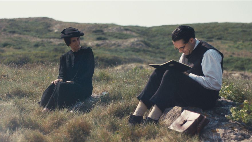 Ángeles Huerta, directora del filme sobre Castelao que triunfa en taquilla: “El cine no está para informar, sino para conmover”