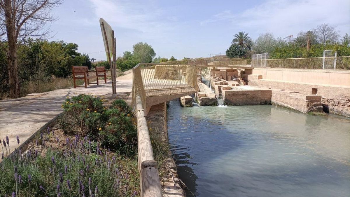 Molino de la Polvora y margen derecho de la acequia mayor de Aljufia