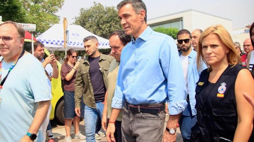 Pedro Sánchez visitando la zona afectada por el incendio en Castellón el 27 de julio de 2026