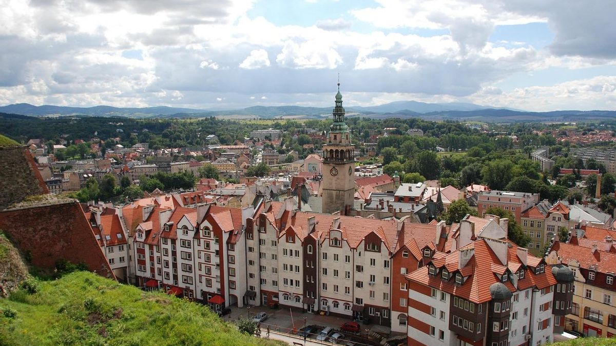 Vista aérea de la que es conocida como "la pequeña Praga" por sus innumerables atractivos turísticos