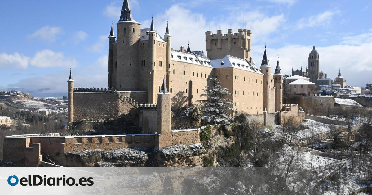 Las nevadas y los vientos fuertes costeros siguen este martes por el impacto de Francis con casi toda la península con avisos