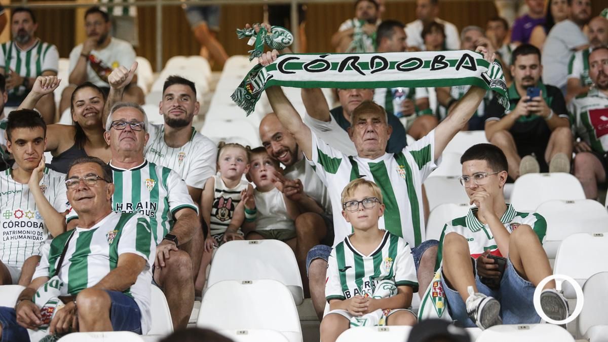 Grada Blanquiverde del Córdoba CF - CD Castellón