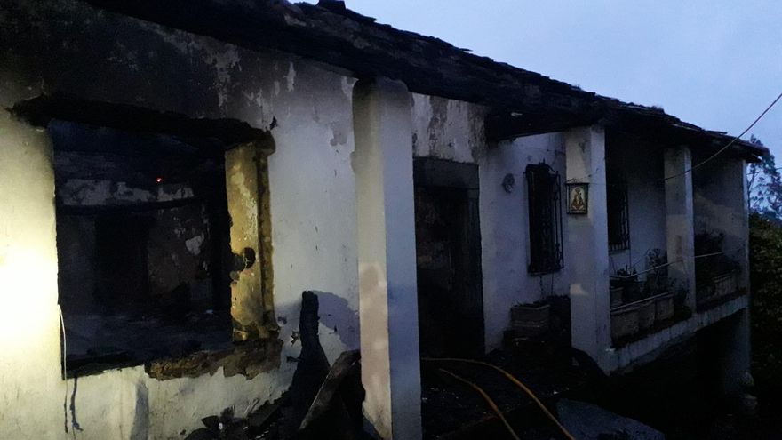 Un hombre fallece en el incendio de su vivienda en el concejo asturiano de Boal