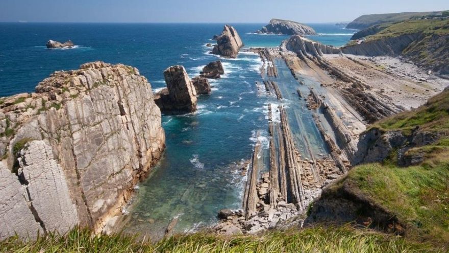 La UNESCO incluye de forma oficial a Costa Quebrada en su Red de Geoparques Mundiales
