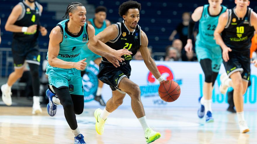 El Dreamland Gran Canaria naufraga en Lituania