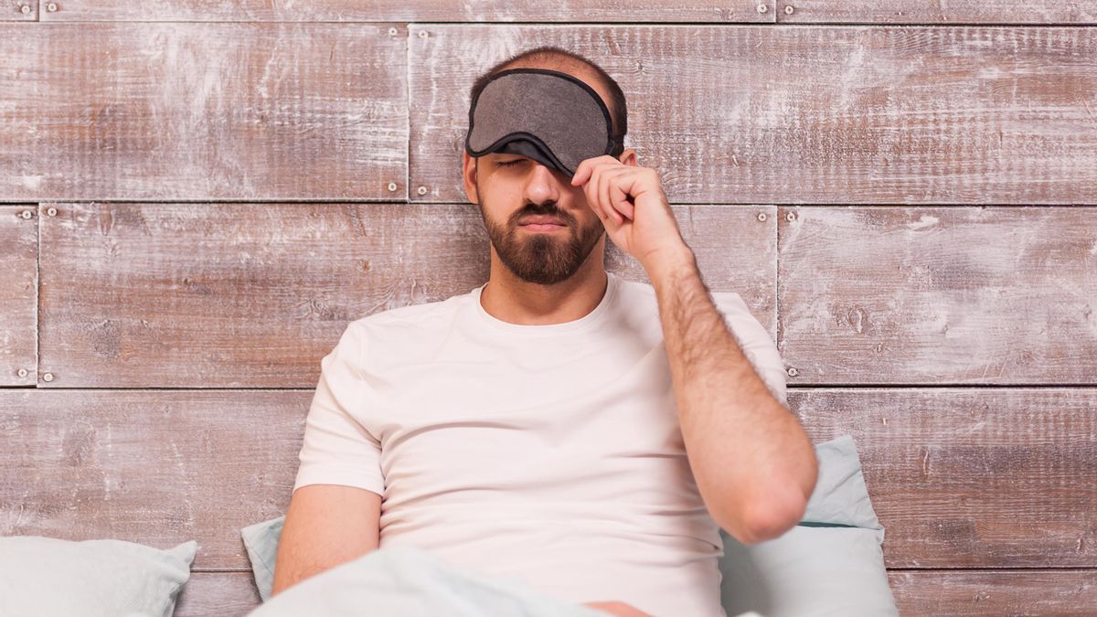 Por qué despertamos cansados por el calor, según un experto: "El cerebro necesita que la temperatura descienda”